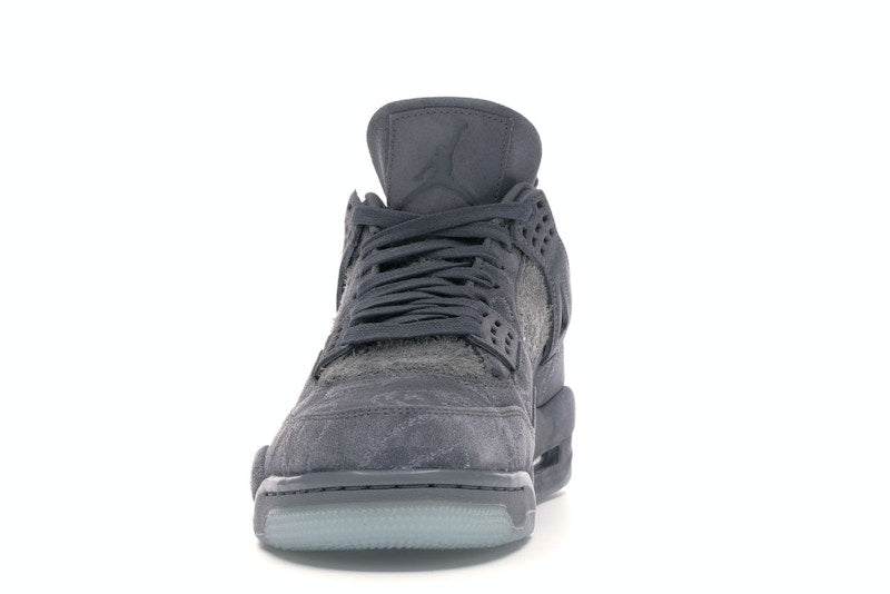 Jordan 4 Retro Kaws