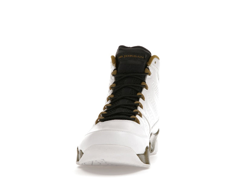 Jordan 9 Retro Statue
