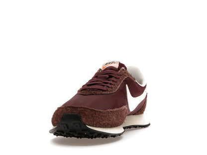 Nike Waffle Trainer 2 Burgundy Crush