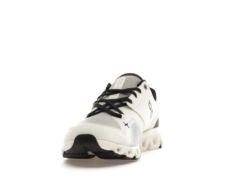 On Running Cloud X 3 Ivory Black