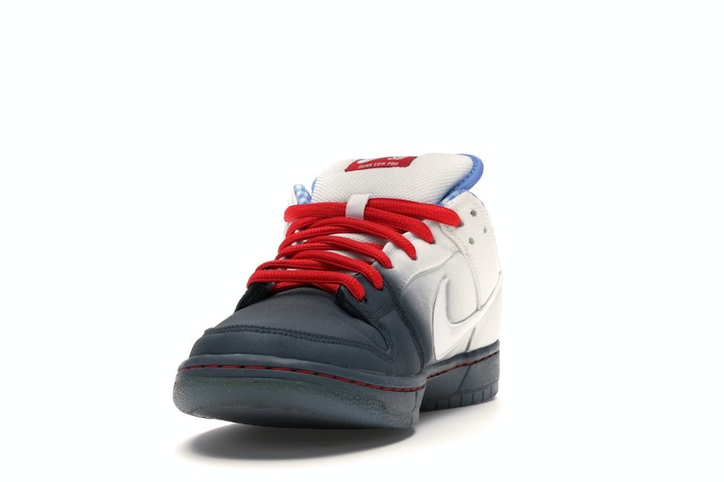 Nike SB Dunk Low Dorothy