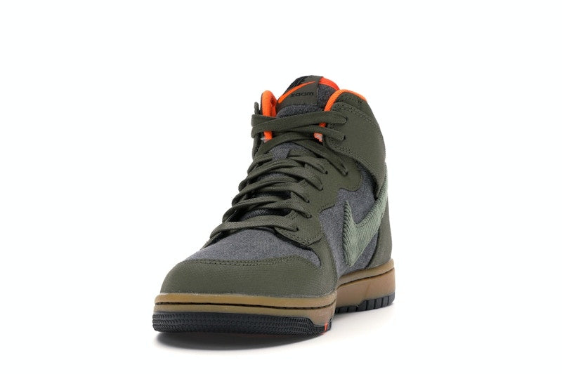 Nike Dunk CMFT Swoosh Social Club Olive