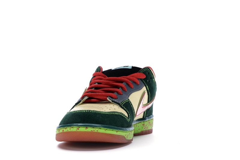 Nike SB Dunk Low Mosquito