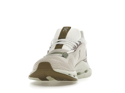 On Running Cloudnova Moon Aloe (Women's)