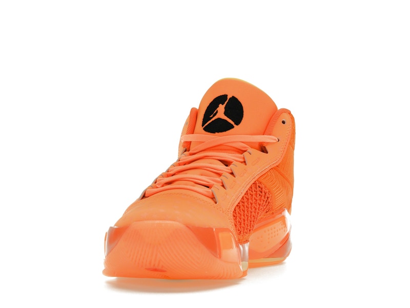 Jordan 38 WNBA Center Star