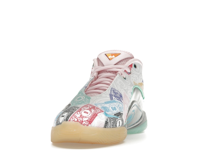 Nike LeBron 22 Monopoly (Translucent Outsole)