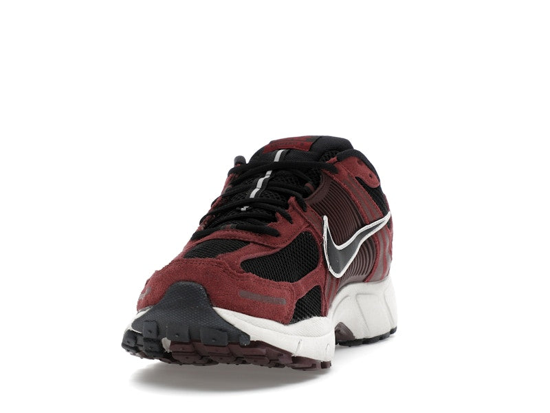 Nike Zoom Vomero 5 Dark Team Red