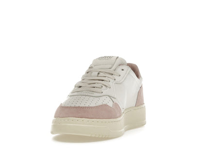 Autry Medalist Leather Low White Powder (Women's)