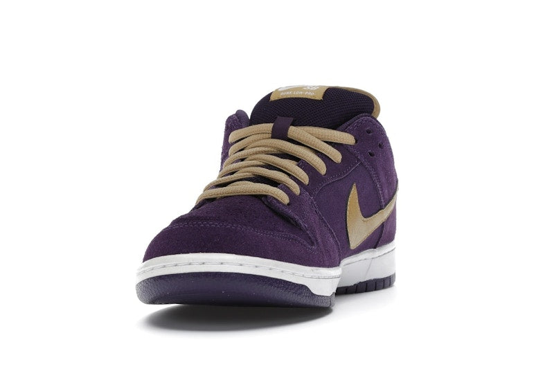 Nike SB Dunk Low Crown Royal