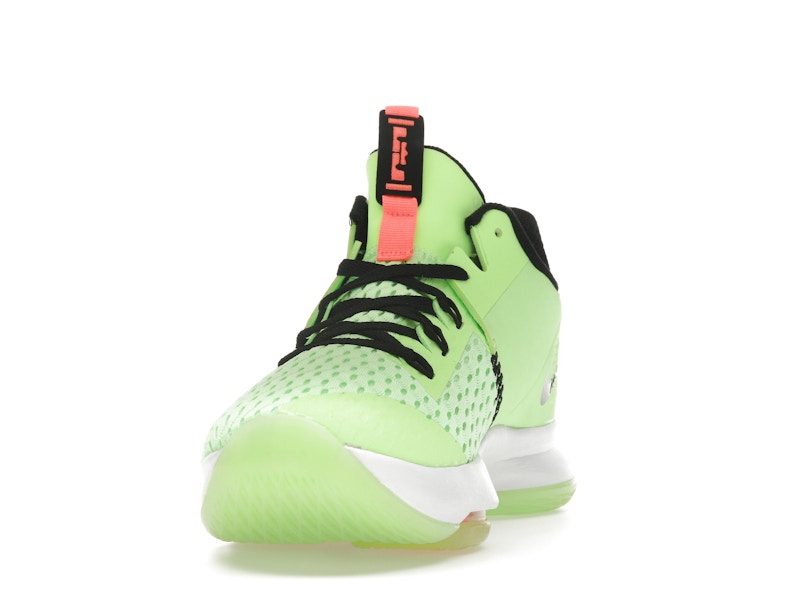 Nike LeBron Witness 5 Grinch