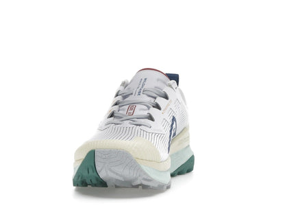 Nike Wildhorse 8 White Alabaster University Gold Black