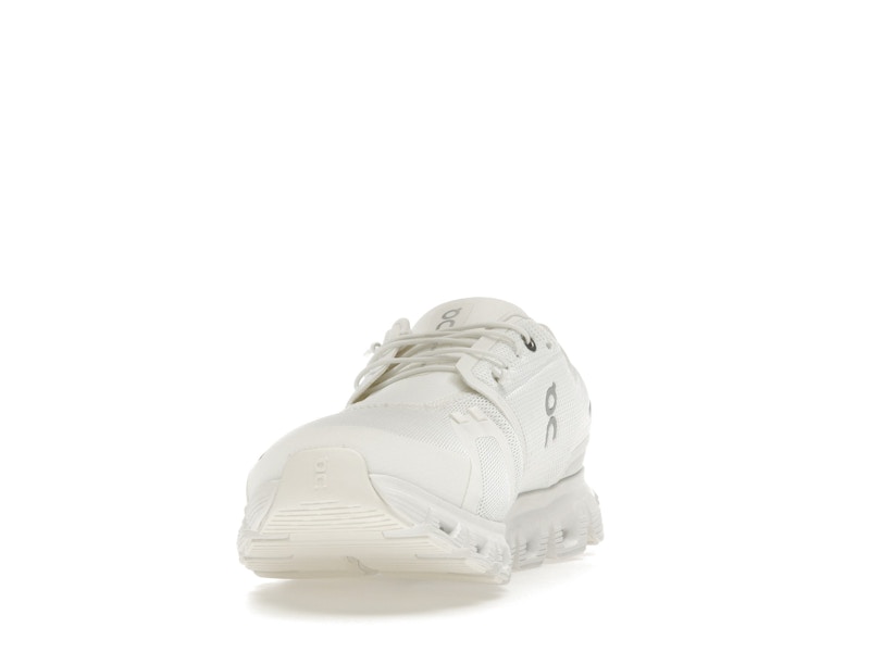 On Running Cloud 6 All White (Women's)