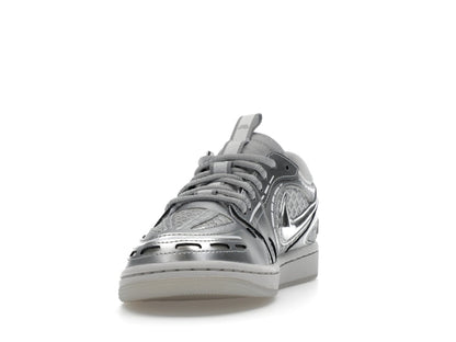 Jordan 1 Low Method of Make V3 Metallic Silver (Women's)