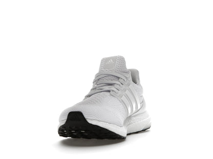 adidas Ultra Boost DNA 5.0 Cloud White Black Sole