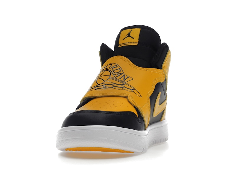 Sky Jordan 1 Black White University Gold (PS)