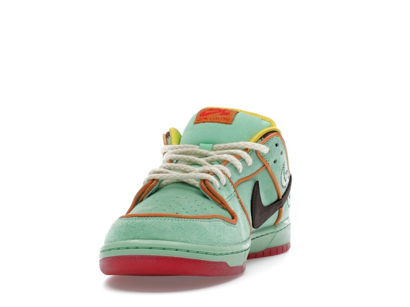 Nike SB Dunk Low Rodeo Tourmaline