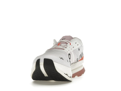 On Running Cloudboom Echo 3 White Flame