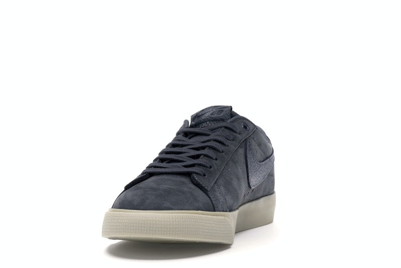 Nike SB Blazer Low Antihero Grant Taylor