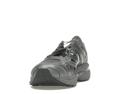 adidas Adistar Pose Taqwa Bint Ali Iron Metallic (Women's)