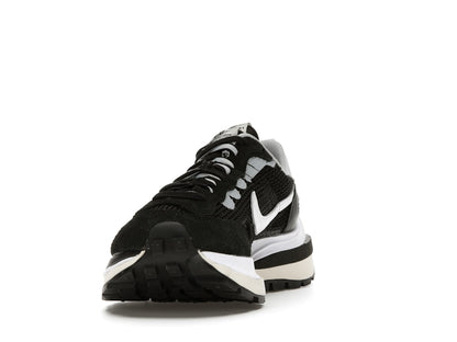 Nike Vaporwaffle sacai Black White
