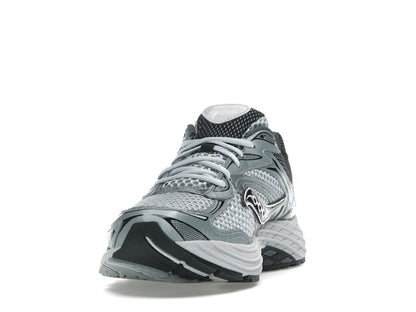 Saucony ProGrid Omni 9 Microchip