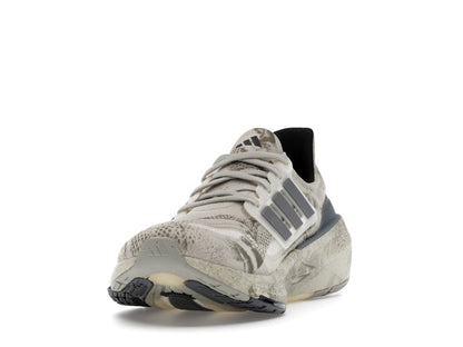 adidas Ultra Boost Light Worn-Out