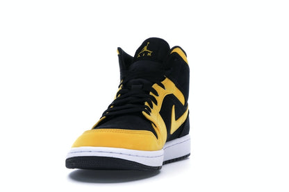 Jordan 1 Mid Reverse New Love