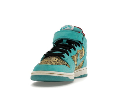 Nike SB Dunk Mid Premium Peacock