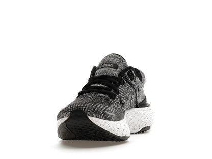 Nike ZoomX Invincible Run Flyknit 2 Oreo (Women's)