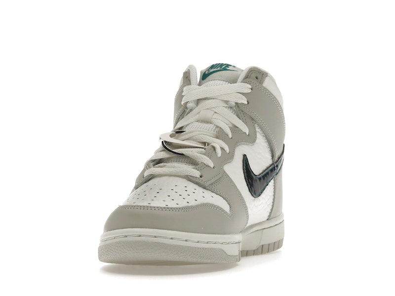 Nike Dunk High FLS (Women's)