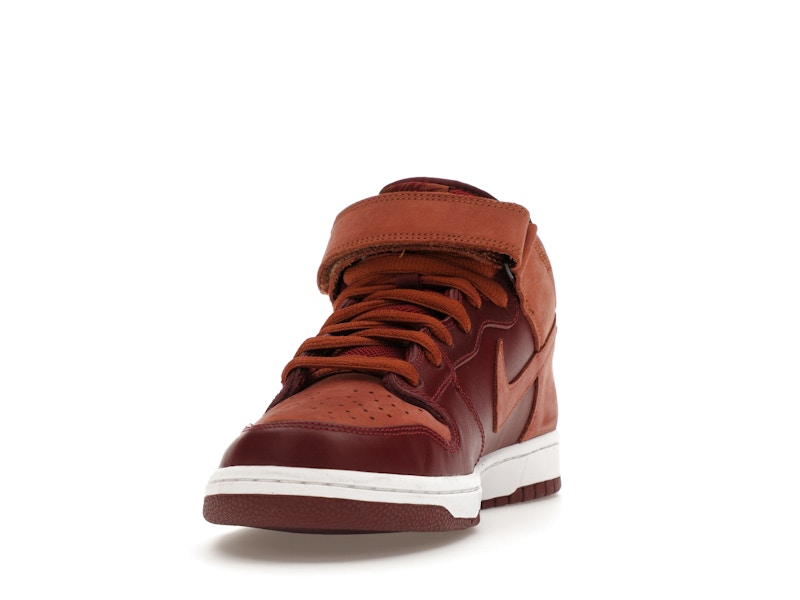 Nike SB Dunk Mid Team Red Pony