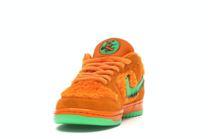 Nike SB Dunk Low Grateful Dead Bears Orange