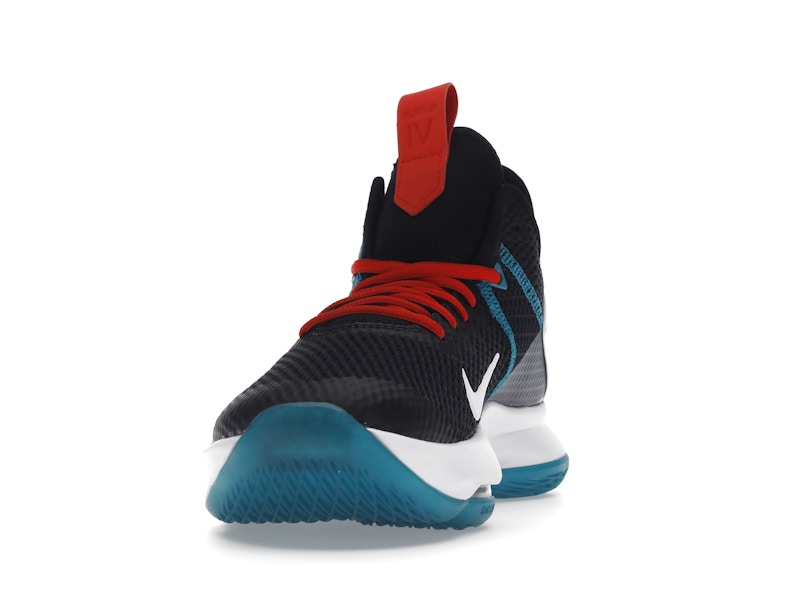 Nike LeBron Witness 4 Red Carpet