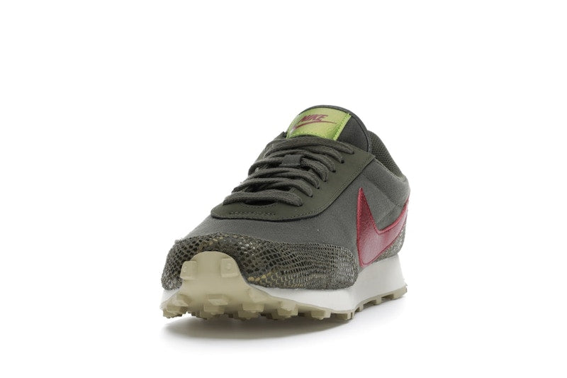 Nike Daybreak Medium Olive Worn Brick (Women's)