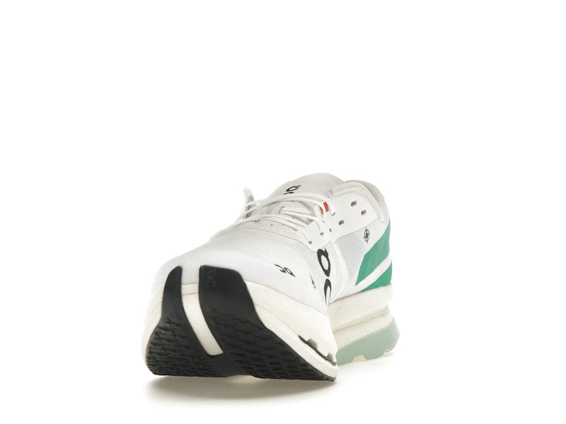 On CloudBoom Echo 3 Undyed White Mint