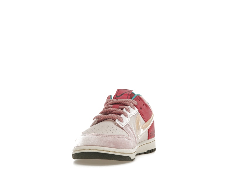 Nike Dunk Low Social Status Free Lunch Strawberry Milk (PS)