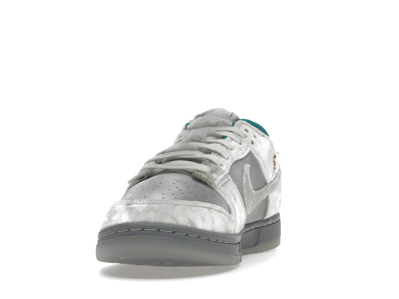 Nike Dunk Low Ice (Women's)
