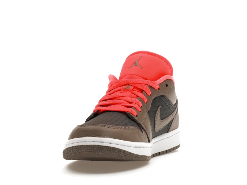 Jordan 1 Low SE Newsprint Olive Grey (Women's)