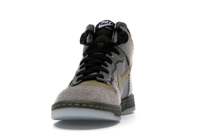 Nike Dunk High Coraline