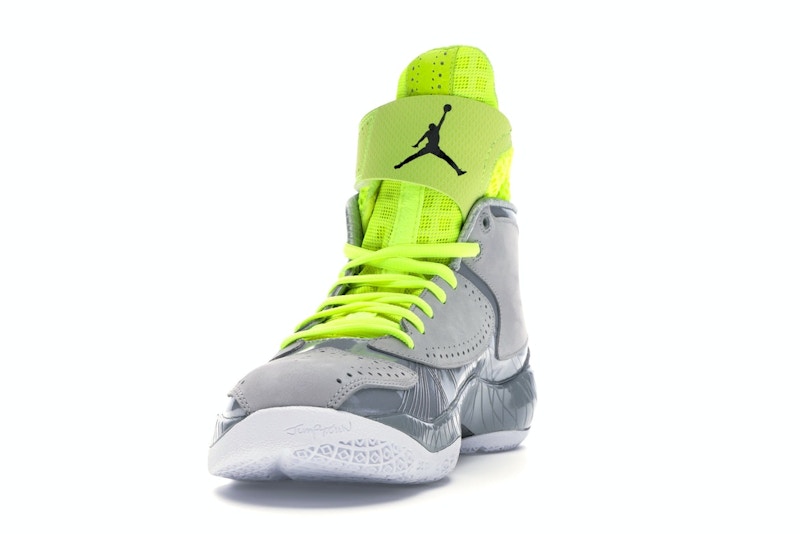 Jordan 2012 Wolf Grey