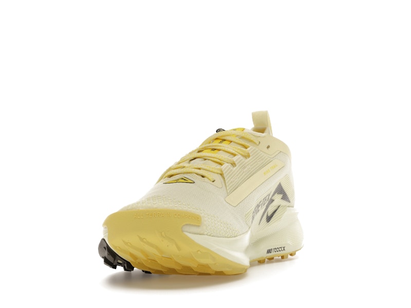 Nike React Pegasus Trail 5 Gore-Tex Alabaster Saturn Gold Lightning Medium Ash