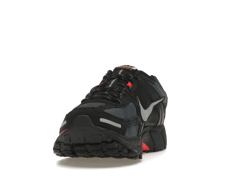 Nike Zoom Vomero 5 Black Metallic University Red