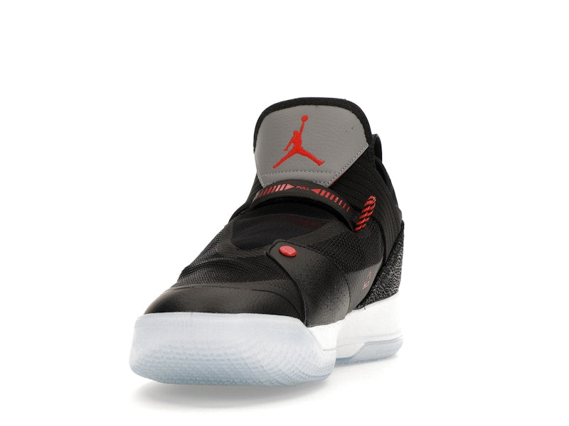 Jordan XXXIII SE Black