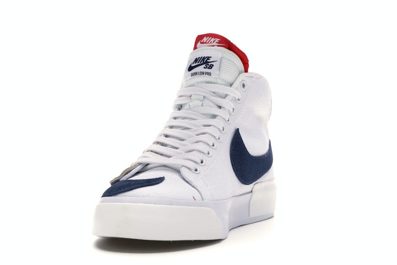 Nike SB Zoom Blazer Mid Edge Hack Pack White