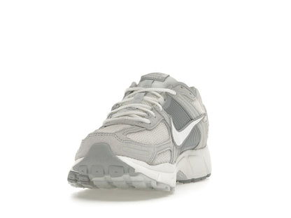 Nike Zoom Vomero 5 Pure Platinum Platinum Tint Wolf Grey Summit White (Women's)