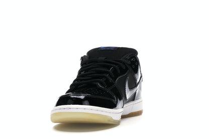 Nike SB Dunk Low Space Jam