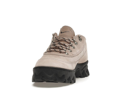Nike Lahar Low Fossil Stone (Women's)