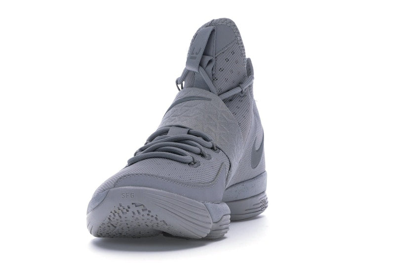 Nike LeBron 14 Silver
