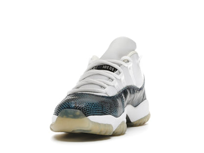 Jordan 11 Low Navy Snakeskin (2001)