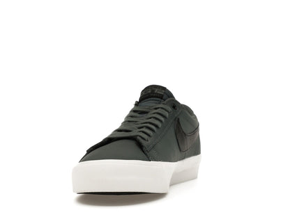 Nike SB Zoom Blazer Low Pro GT Vintage Green